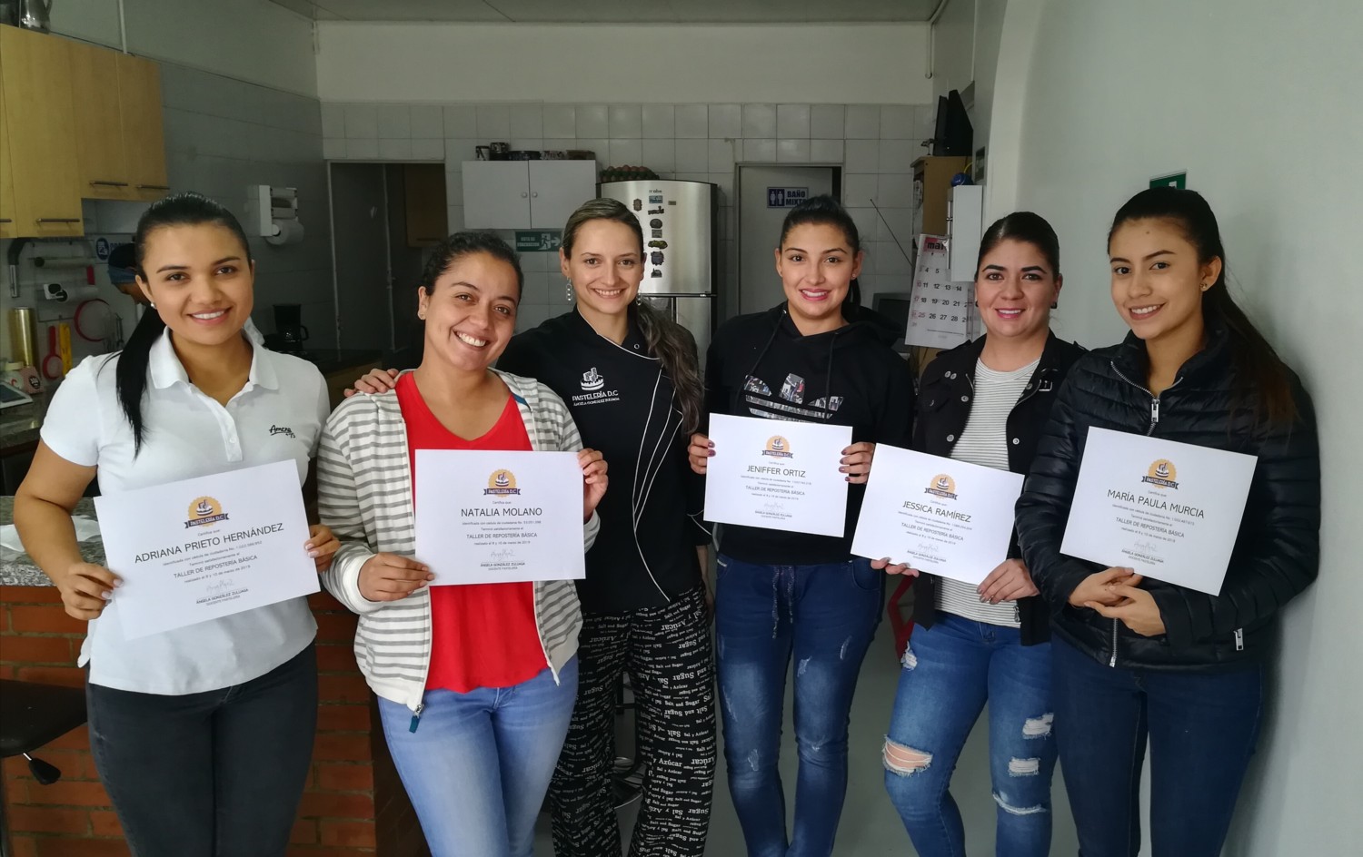 Alumnas Primer Taller de repostería Básica Pastelería D.C en Bogotá